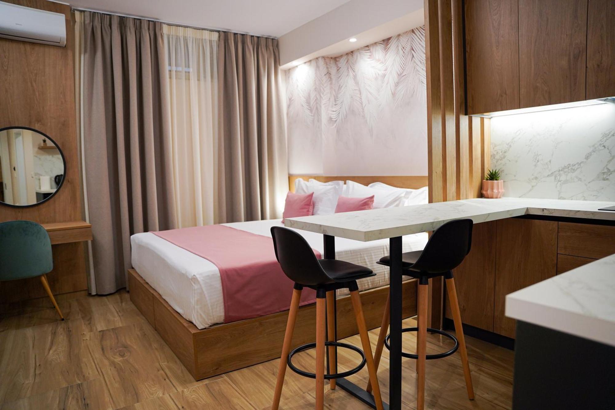 Nebula Apartamento Tirana